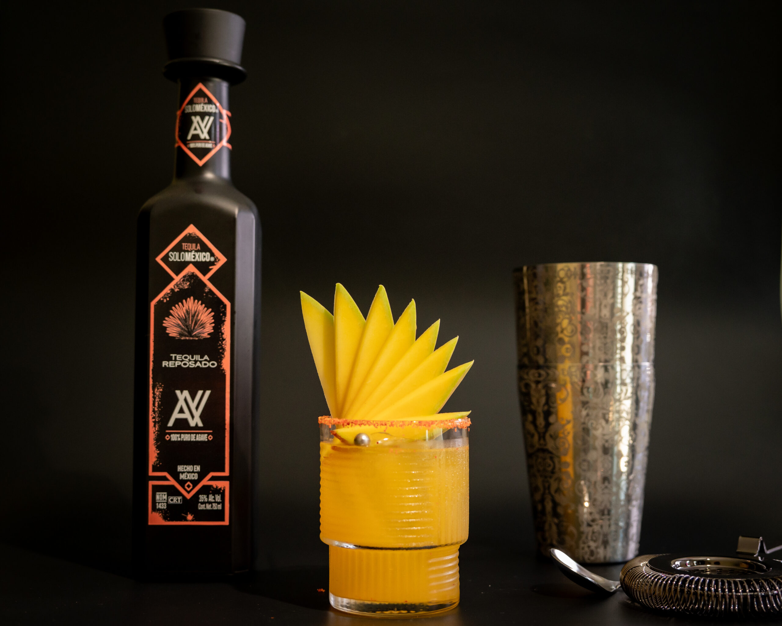 Bebida de tequila con mango